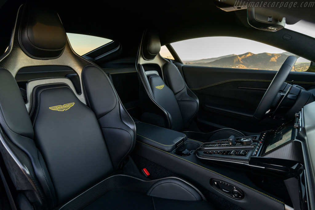 Aston Martin Vantage
