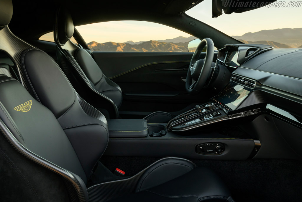 Aston Martin Vantage