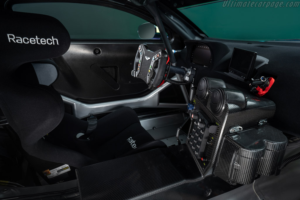 Aston Martin Vantage GT4 Evo
