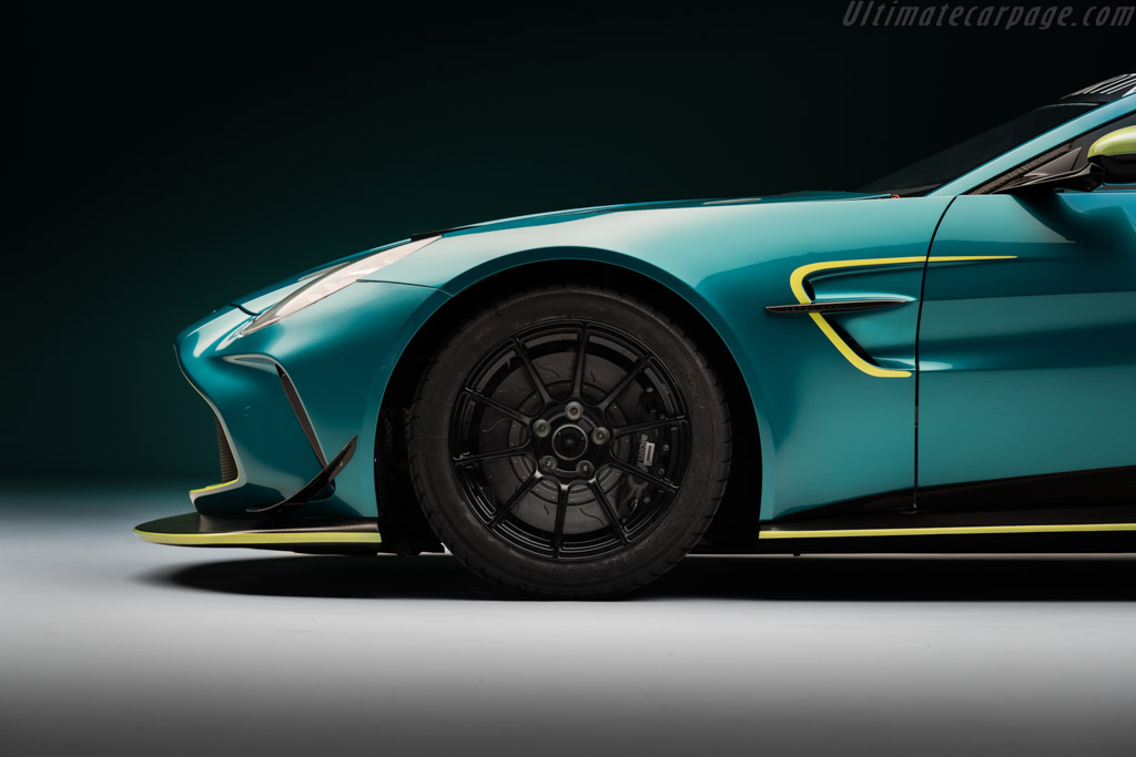Aston Martin Vantage GT4 Evo