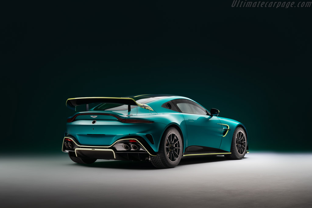 Aston Martin Vantage GT4 Evo