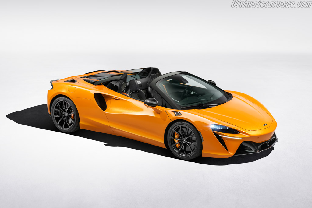 McLaren Artura Spider