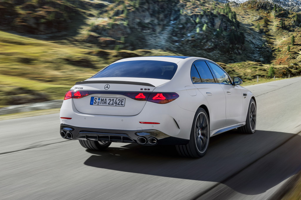 Mercedes-AMG E 53 Hybrid 4MATIC+ Saloon