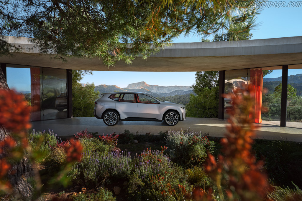 BMW Vision Neue Klasse X