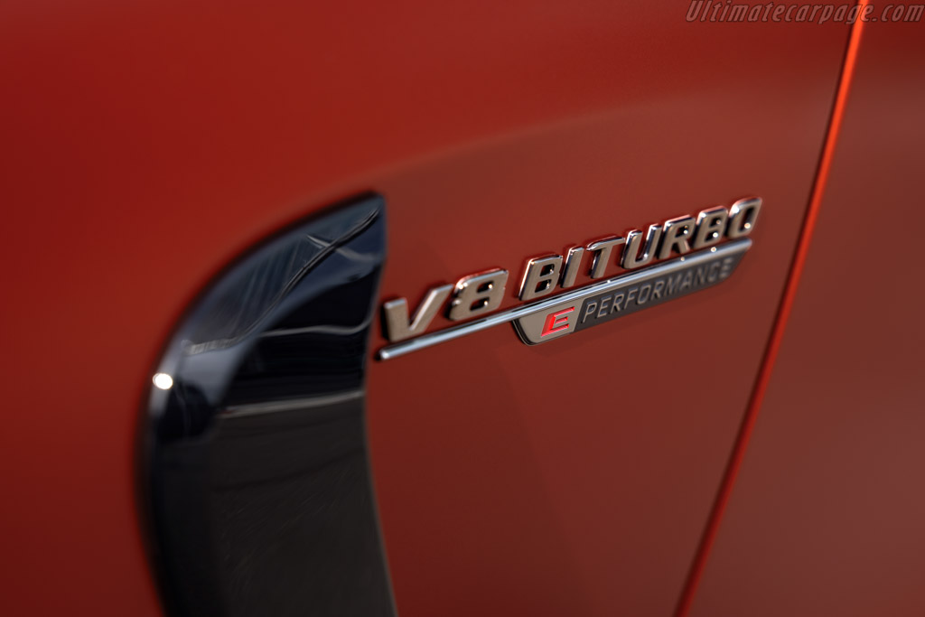 Mercedes-AMG GT 63 S E Performance