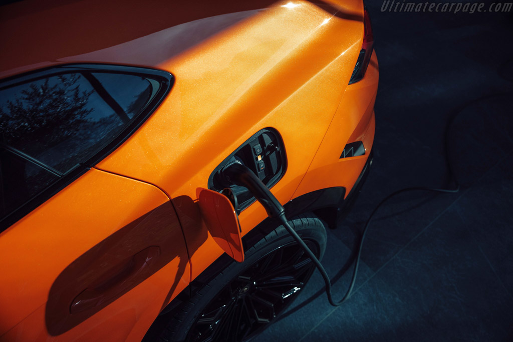 Lamborghini Urus SE