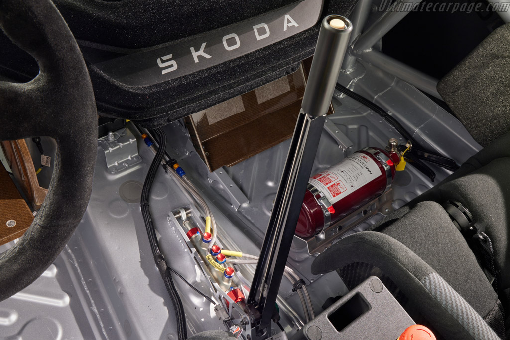 Skoda Enyaq RS Race