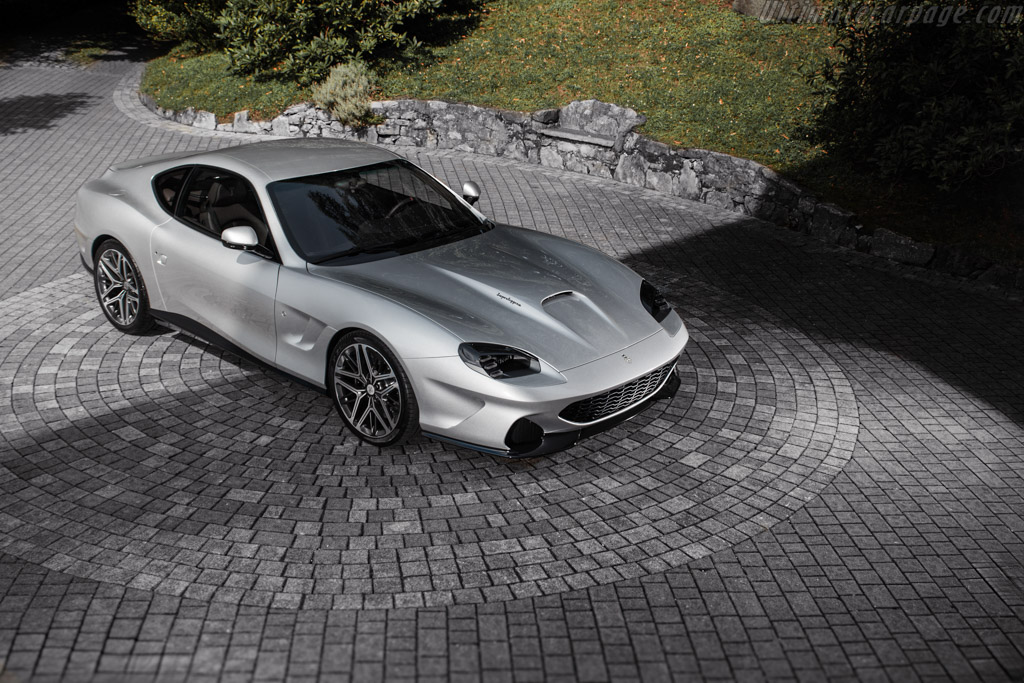 Touring Veloce12