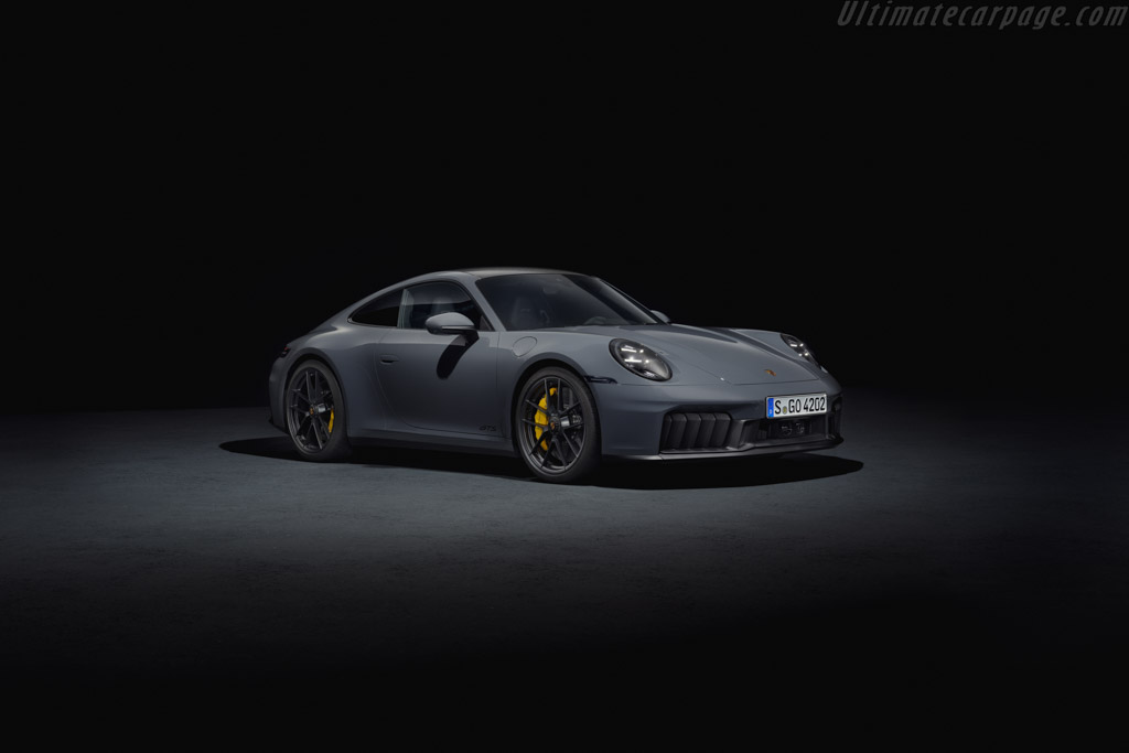 Porsche 911 Carrera GTS