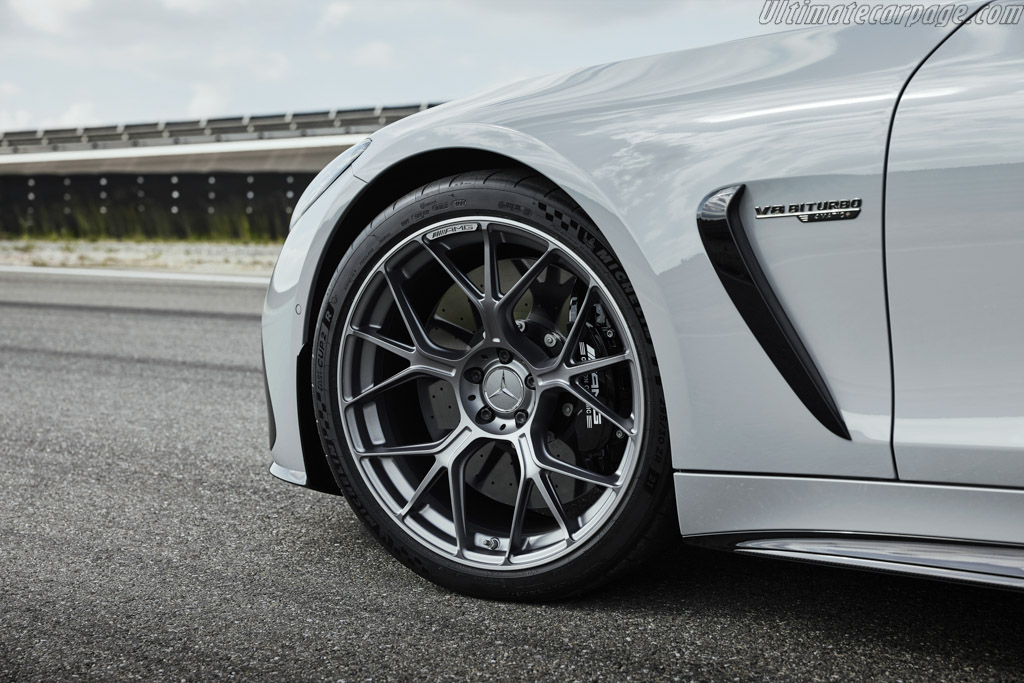 Mercedes-AMG GT 63 Pro 4Matic+