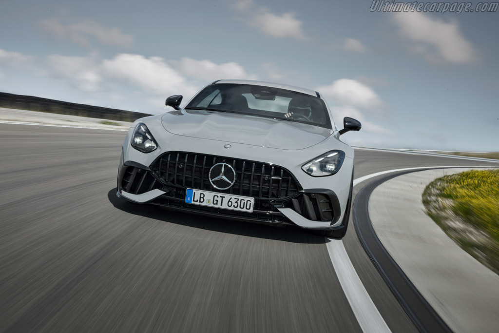 Mercedes-AMG GT 63 Pro 4Matic+