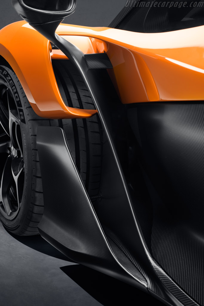McLaren W1