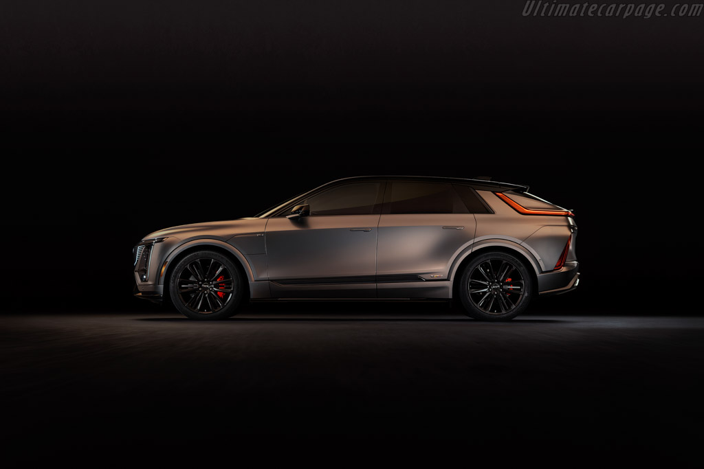 Cadillac Lyriq-V