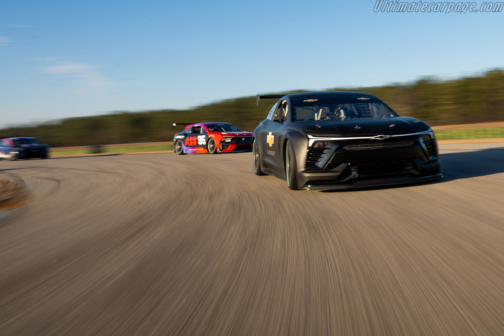 Chevrolet Blazer EV.R NASCAR