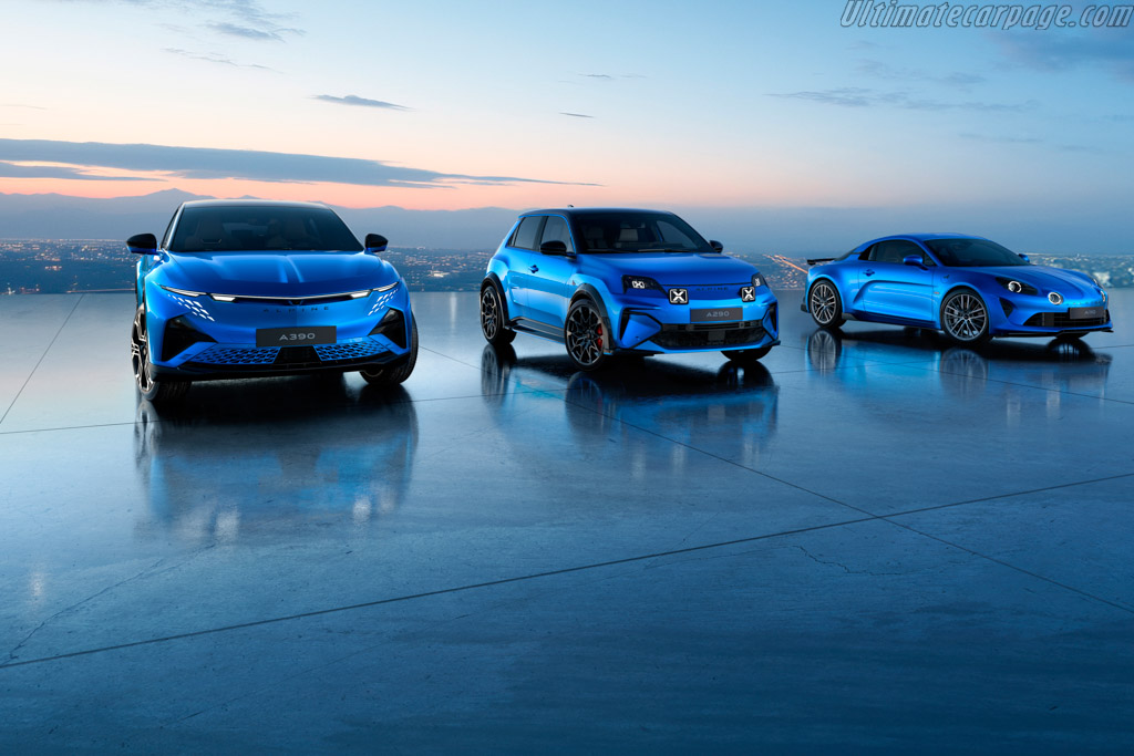 Alpine A390
