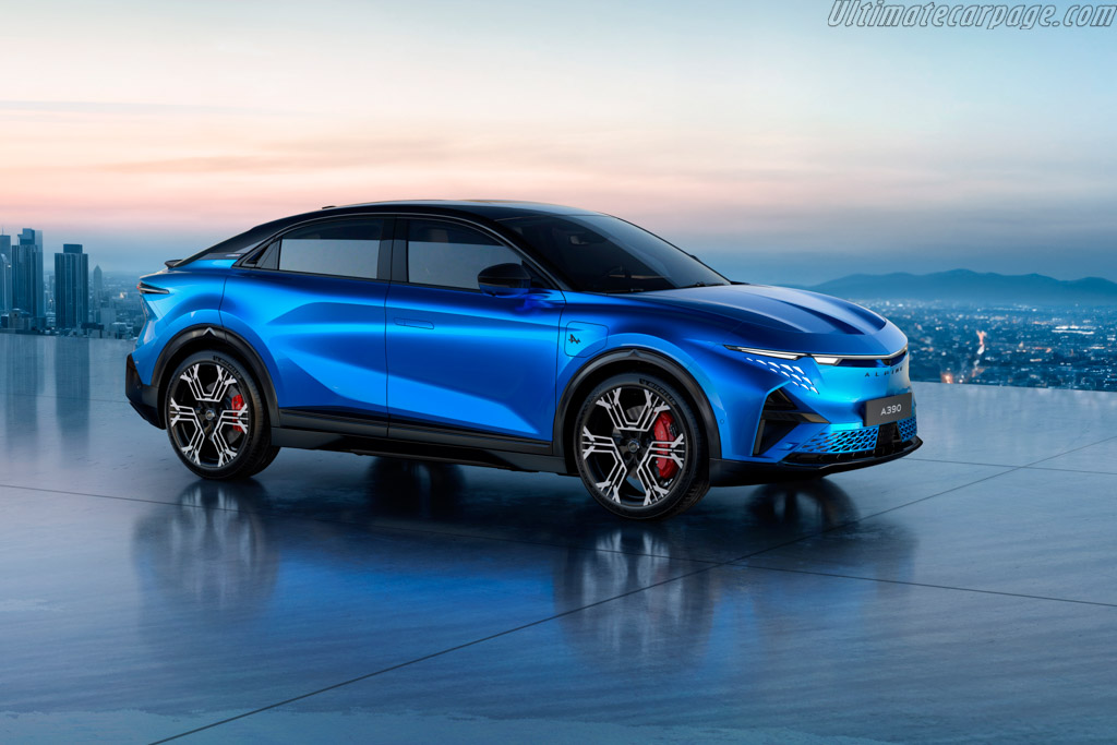 Alpine A390