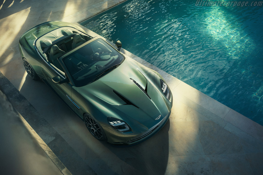 Aston Martin Vanquish Volante