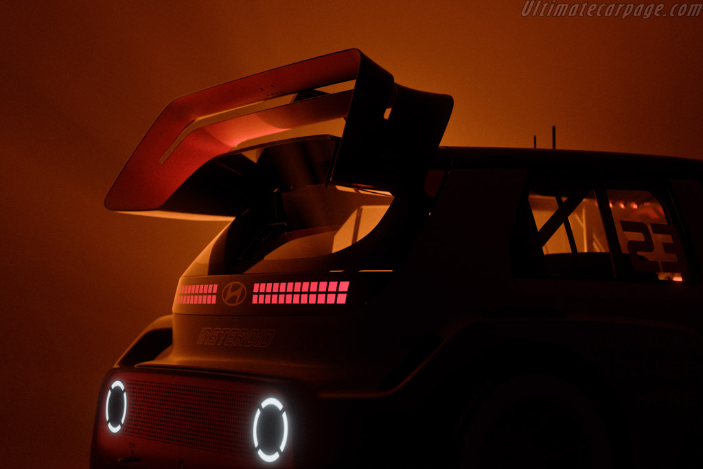 Hyundai Insteroid Concept