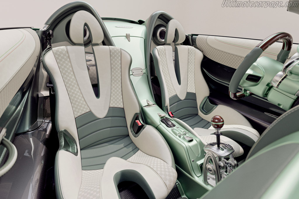 Pagani Huayra Codalunga Speedster