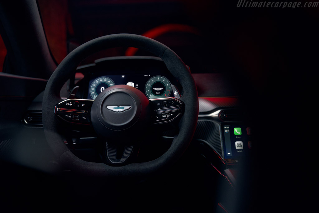 Aston Martin Vantage S