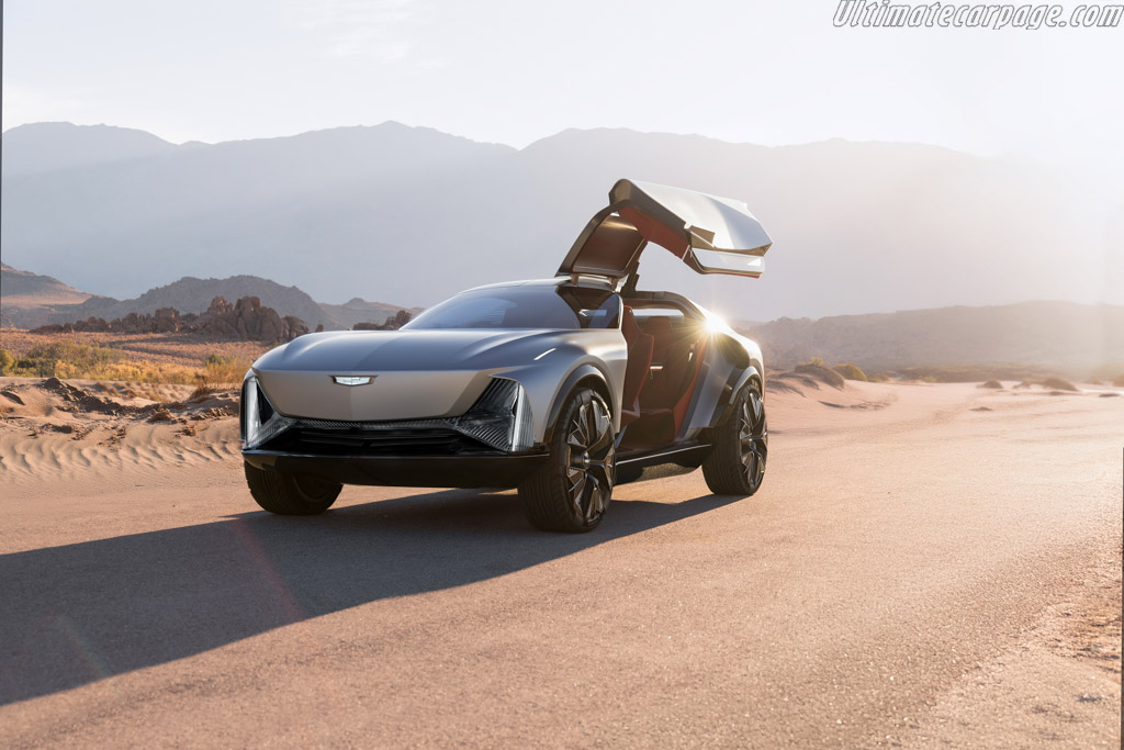 Cadillac Elevated Velocity Crossover Concept