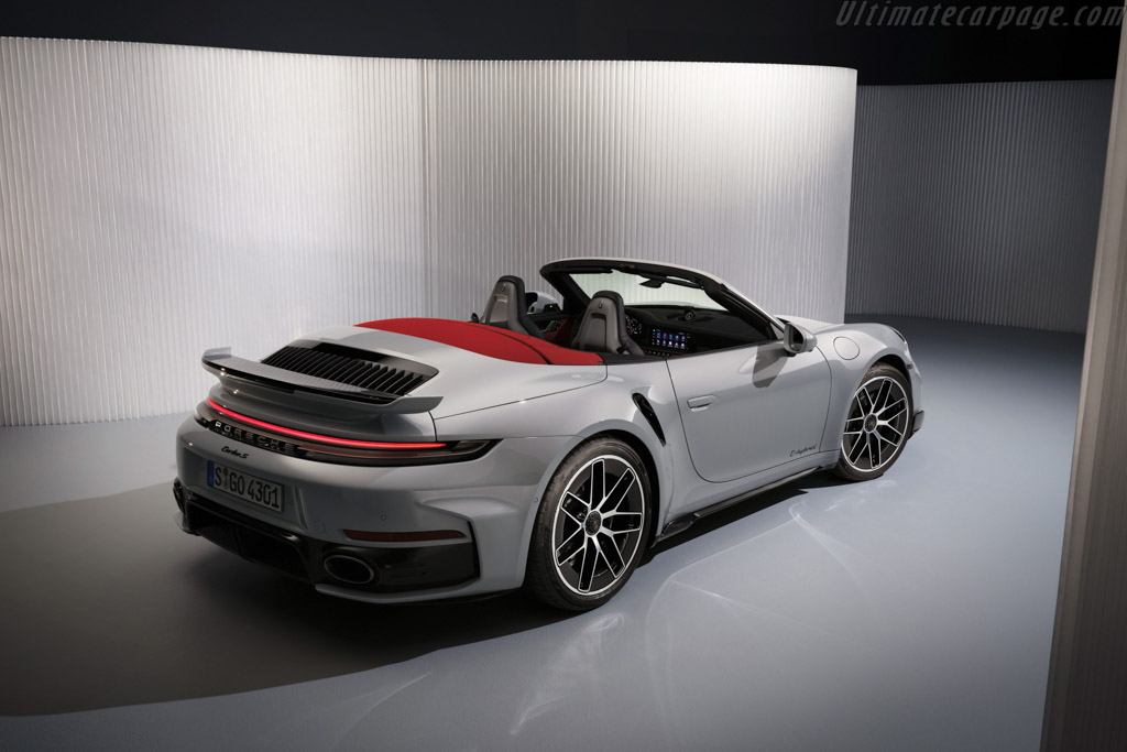 Porsche 911 Turbo S Cabriolet