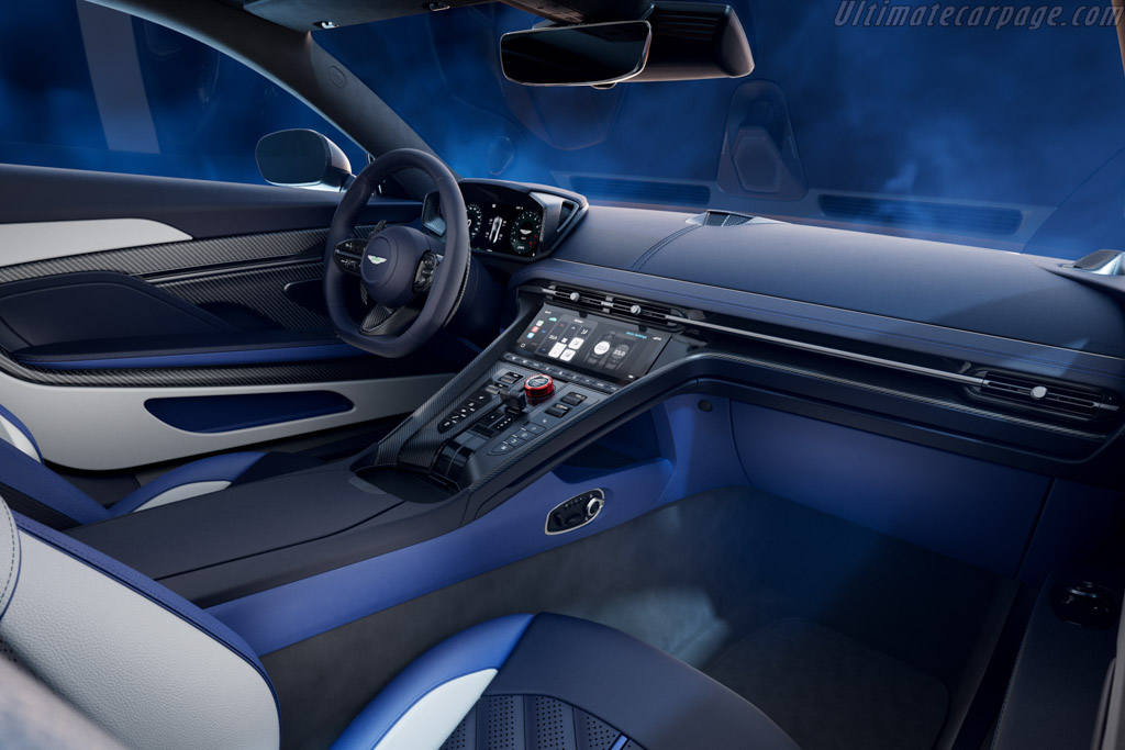 Aston Martin DB12 S Coupe