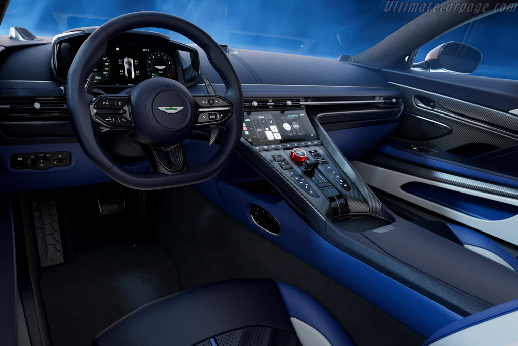 Aston Martin DB12 S Coupe