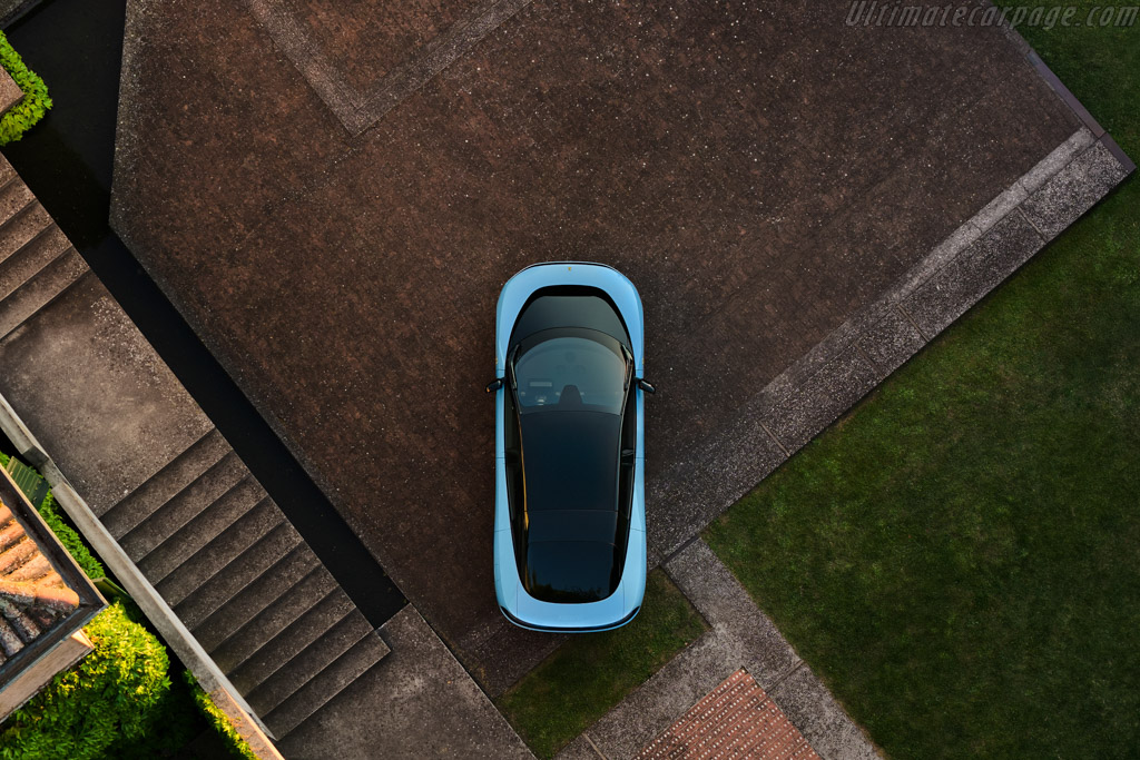 Ferrari Luce