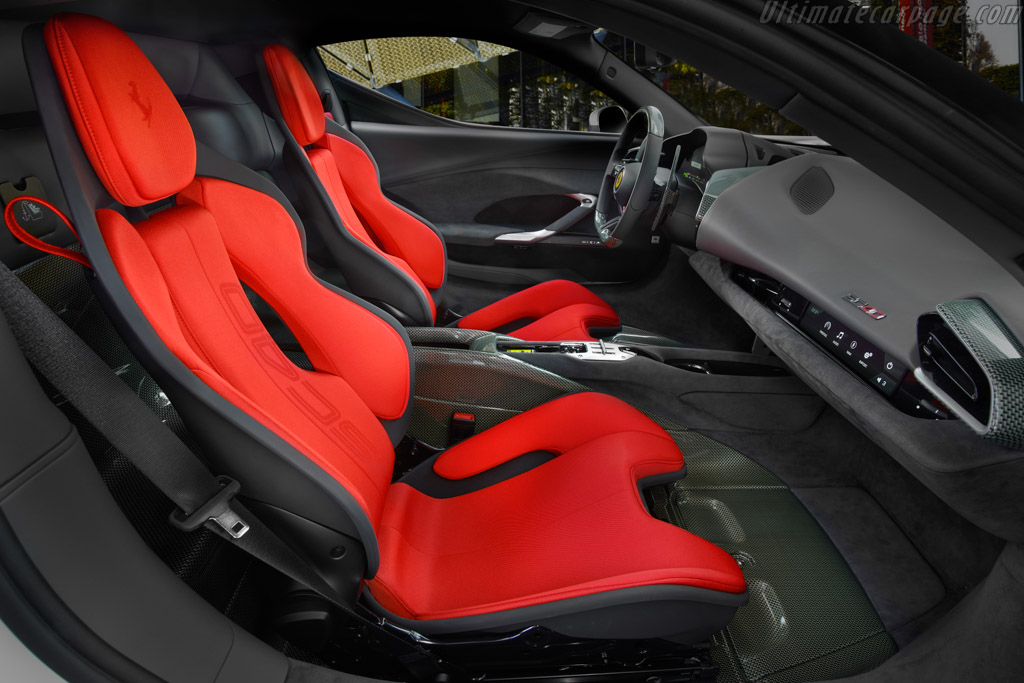 Ferrari SC40