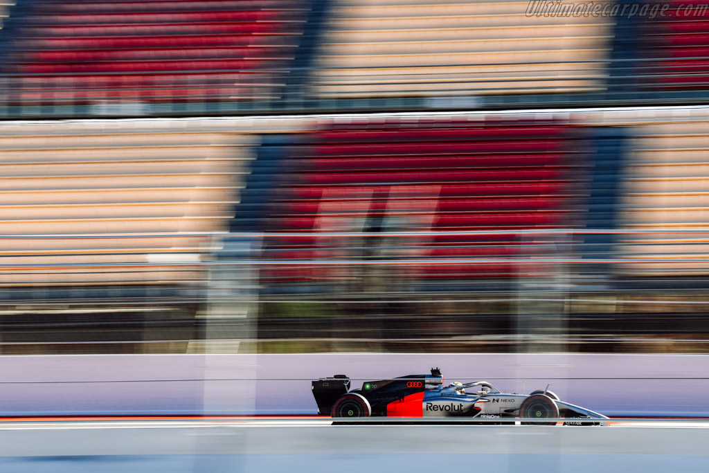 Audi R26