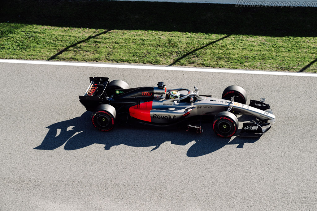 Audi R26