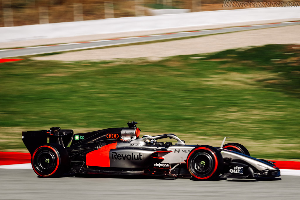 Audi R26