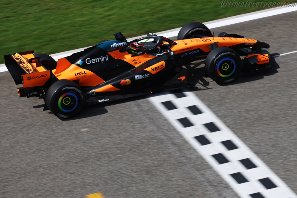 McLaren MCL40 Mercedes