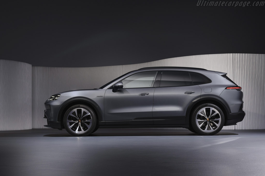 Porsche Cayenne Electric