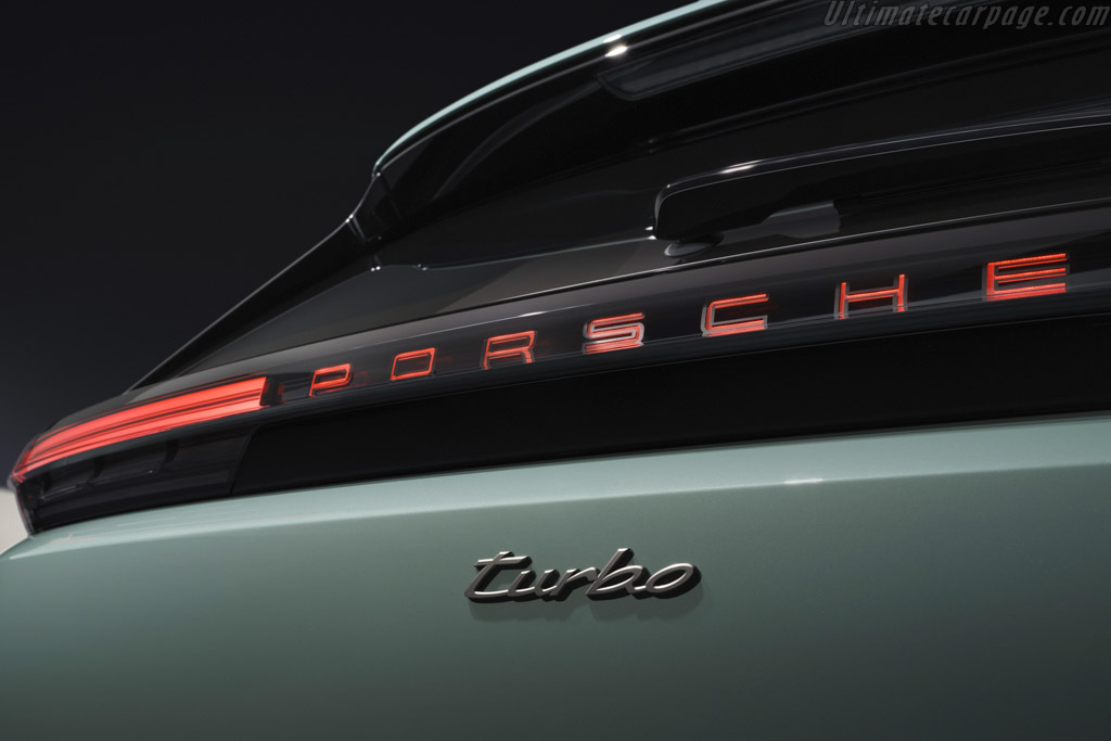 Porsche Cayenne Electric Turbo