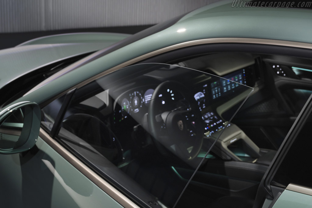 Porsche Cayenne Electric Turbo