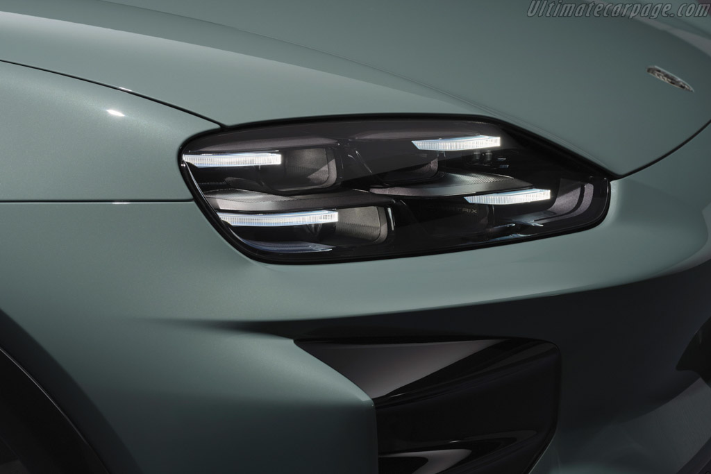 Porsche Cayenne Electric Turbo