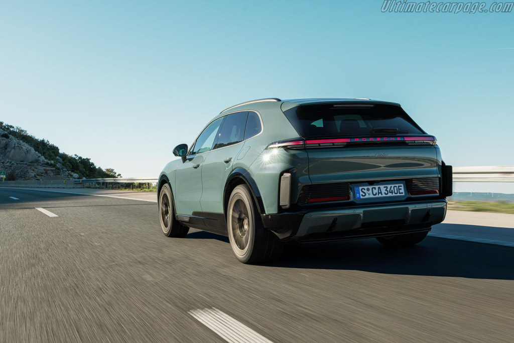 Porsche Cayenne Electric Turbo