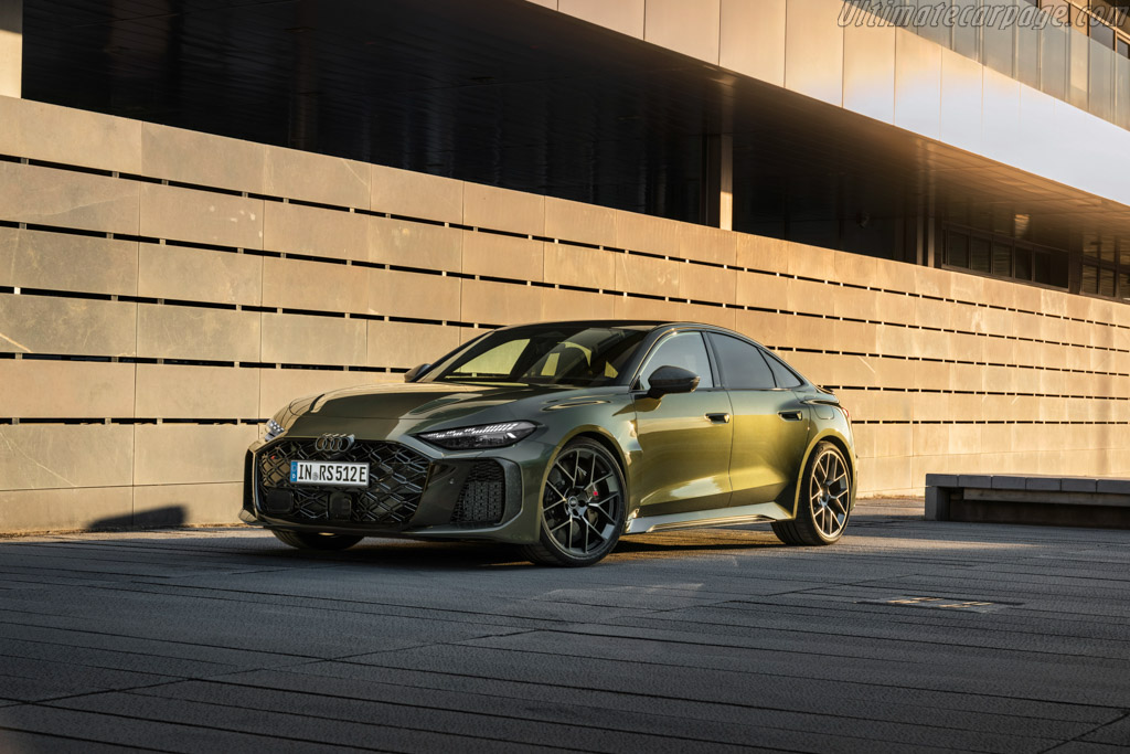 Audi RS 5 Sedan