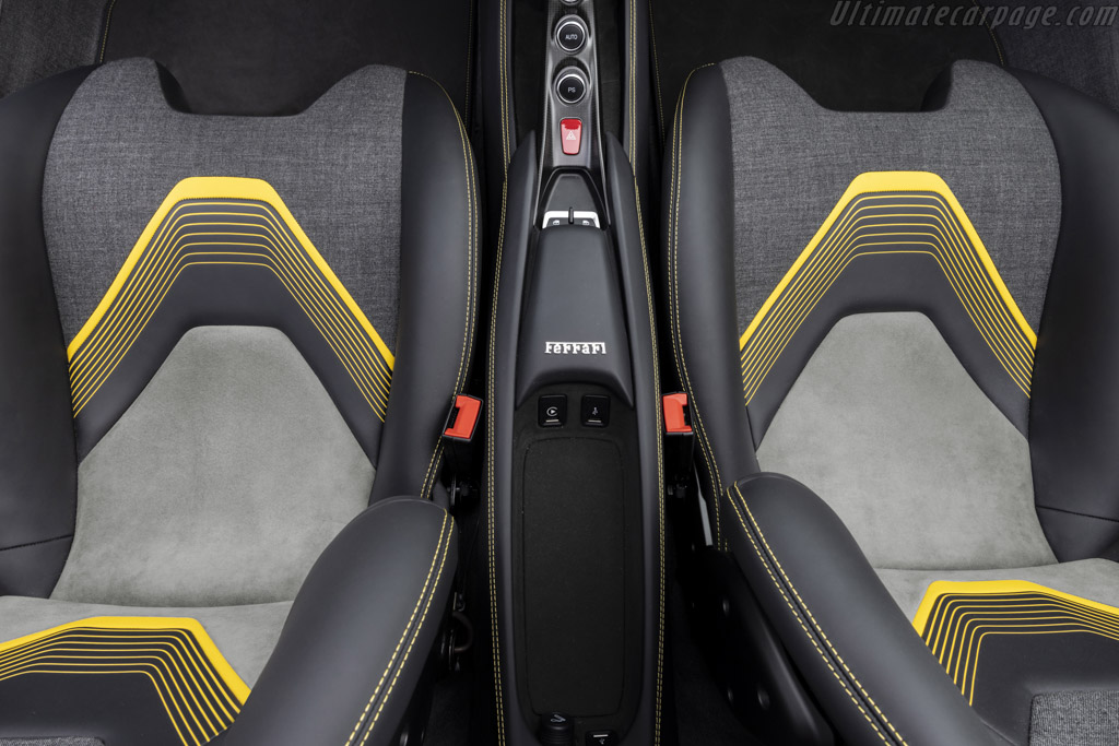 Ferrari HC25