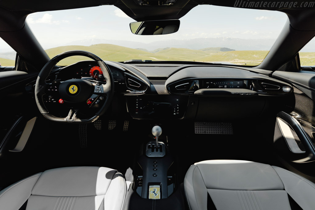 Ferrari 12Cilindri Manuale