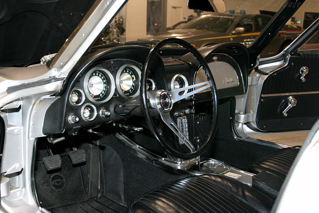 Chevrolet Corvette C2 Sting Ray Coupe 'Split Window'