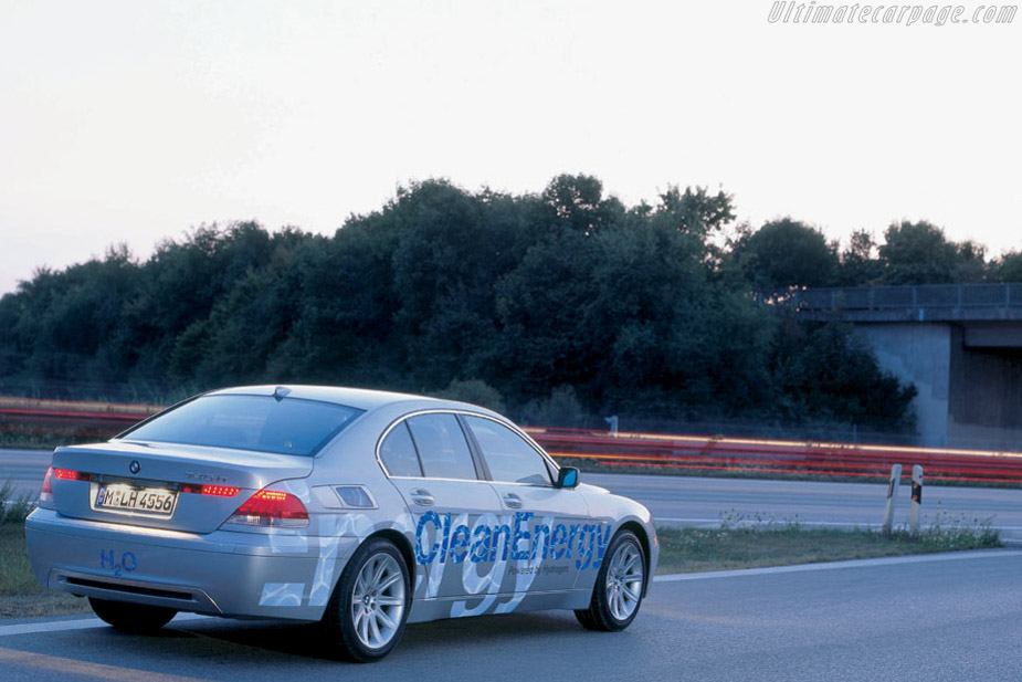 BMW E65 745H