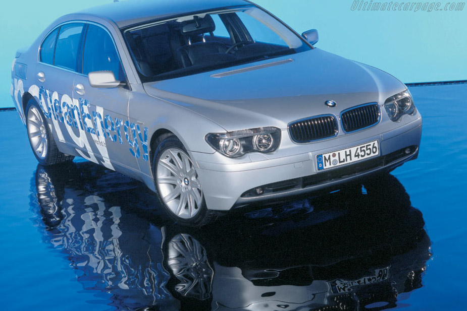 BMW E65 745H