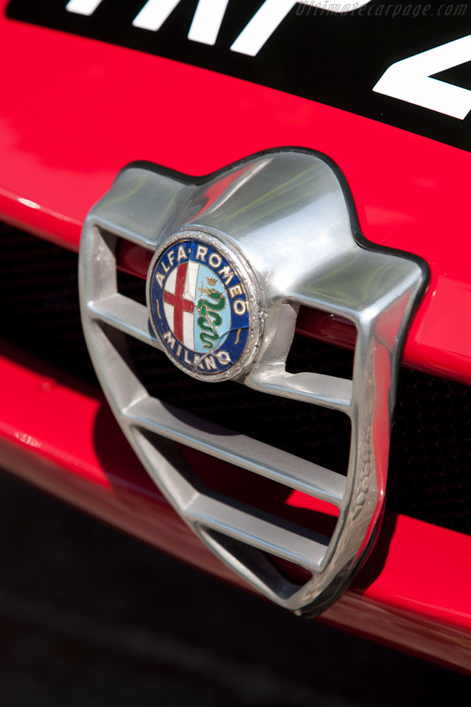 Alfa Romeo 33 Stradale - Chassis: 75033.104  - 2011 Concorso d'Eleganza Villa d'Este