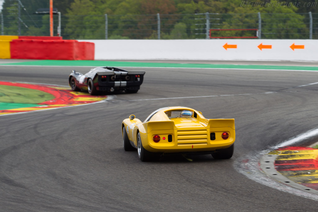 Chevron B16 Cosworth - Chassis: CH-DBE-35  - 2015 Grand Prix de l'Age d'Or