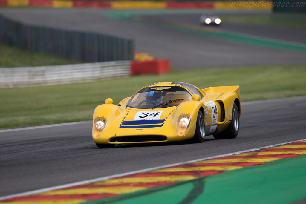 Chevron B16 Cosworth - Chassis: CH-DBE-35  - 2015 Grand Prix de l'Age d'Or
