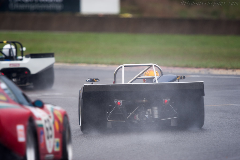Chevron B19 - Chassis: B19-71-17  - 2012 Coupes de Paques