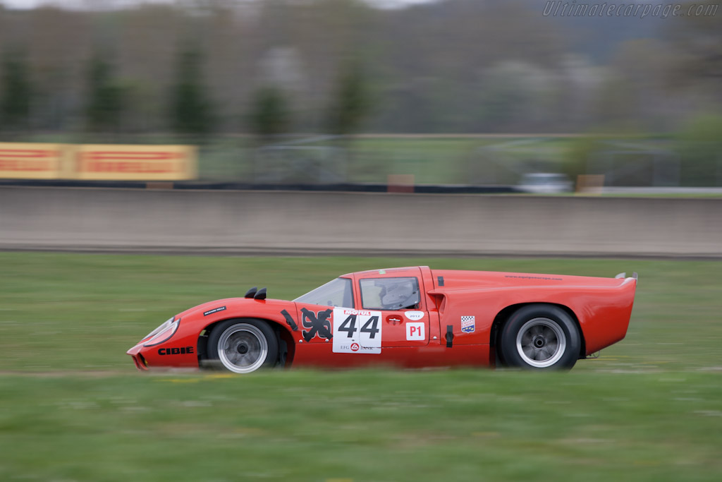 Lola T70 Mk3 - Chassis: SL73/129  - 2012 Coupes de Paques